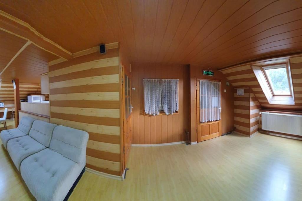 Casa Petruta Dambovicioara Hotell Podu Dimbovitei Exteriör bild