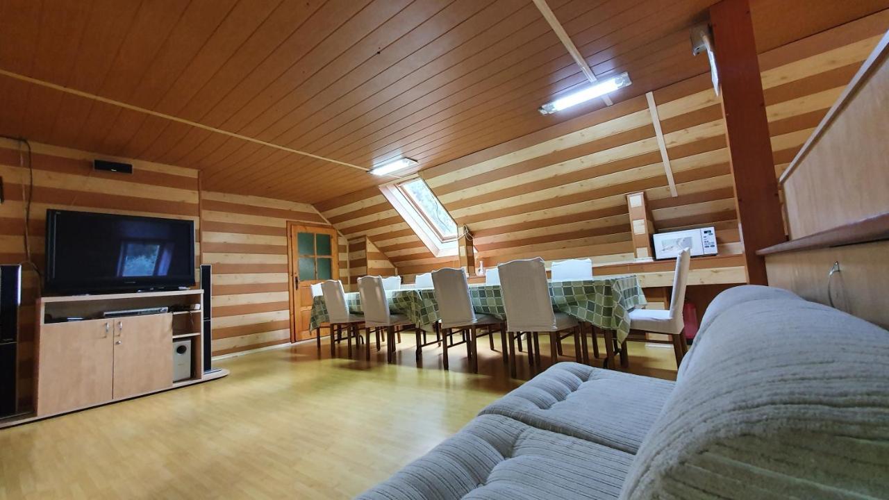 Casa Petruta Dambovicioara Hotell Podu Dimbovitei Exteriör bild