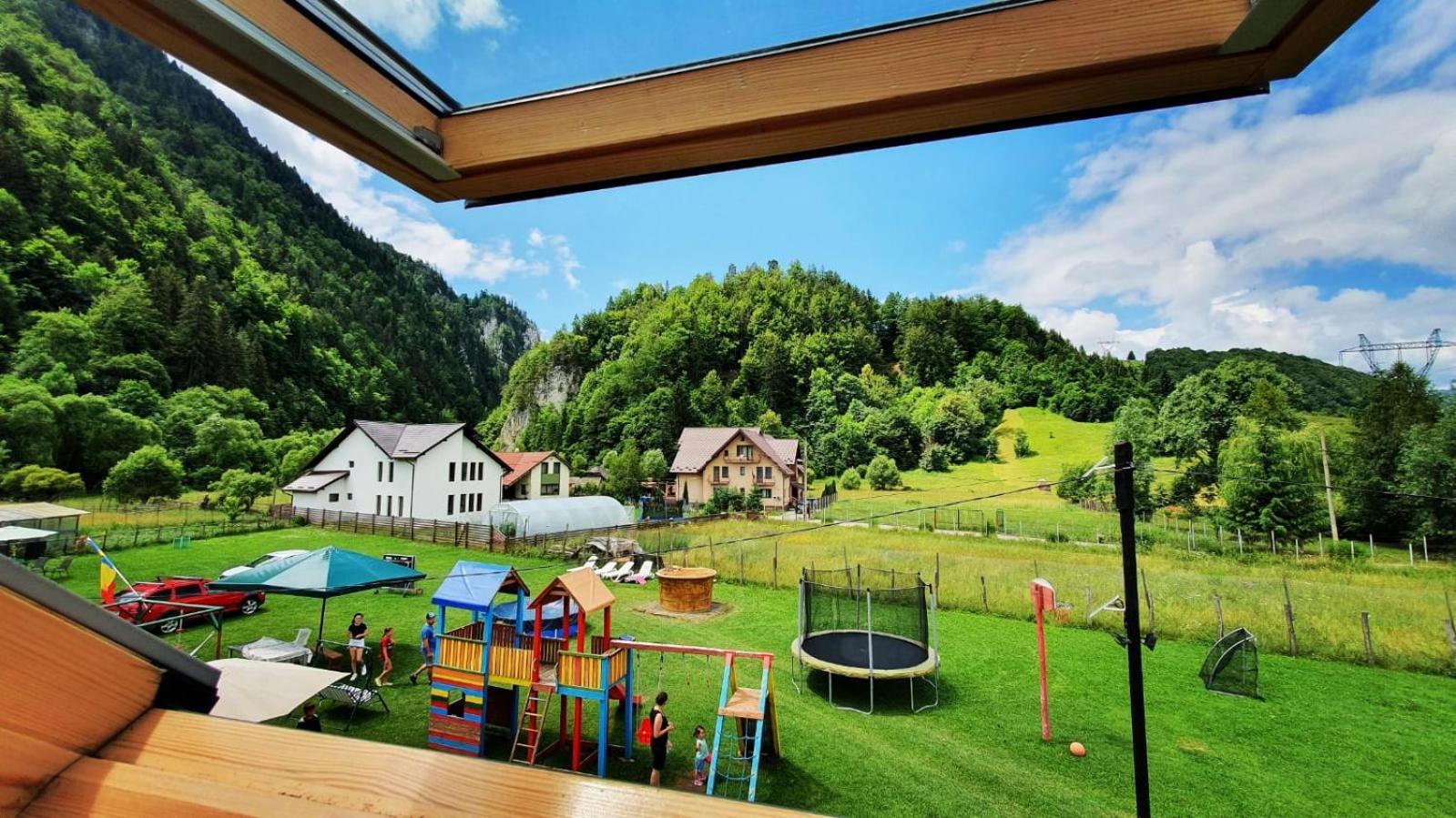 Casa Petruta Dambovicioara Hotell Podu Dimbovitei Exteriör bild