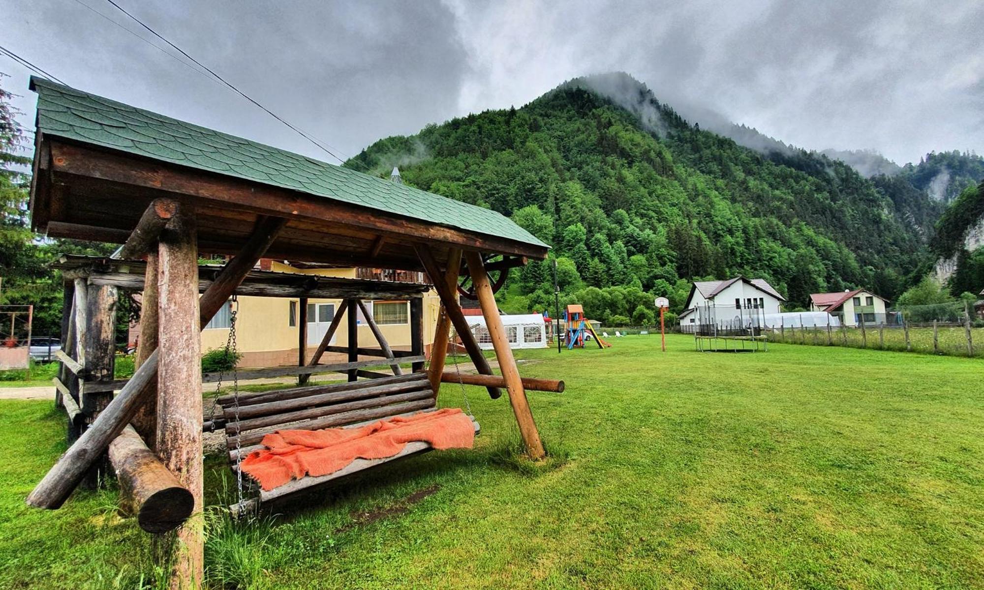 Casa Petruta Dambovicioara Hotell Podu Dimbovitei Exteriör bild